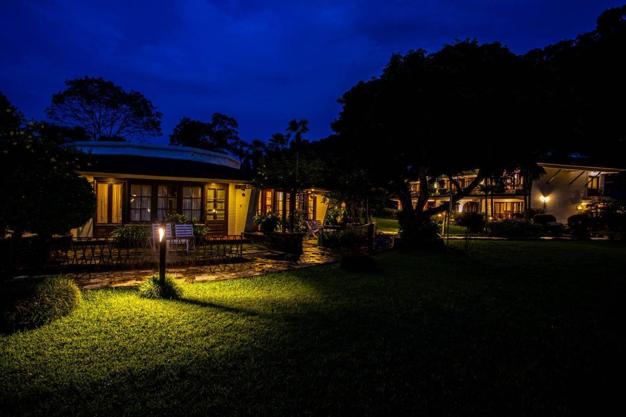 Fish Tail Lodge Pokhara Exterior photo