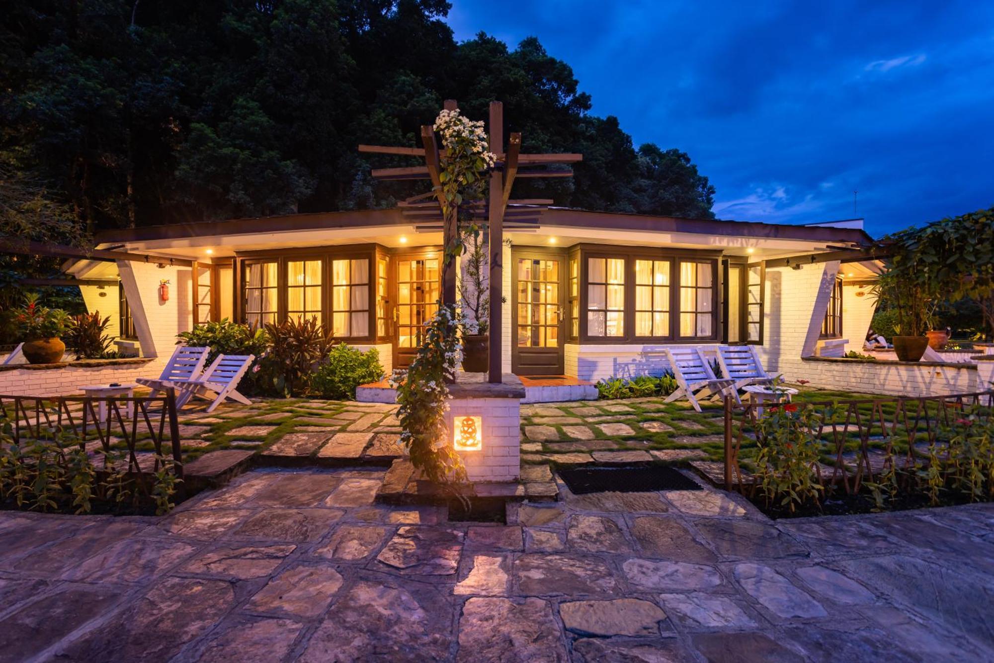 Fish Tail Lodge Pokhara Exterior photo